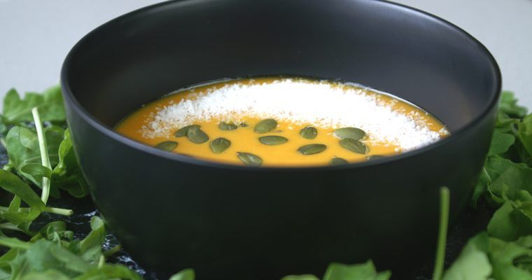 sopa de coco thai vegana