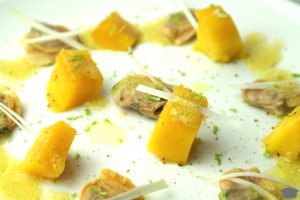 ENSALADA DE MANGO Y ALMEJAS
